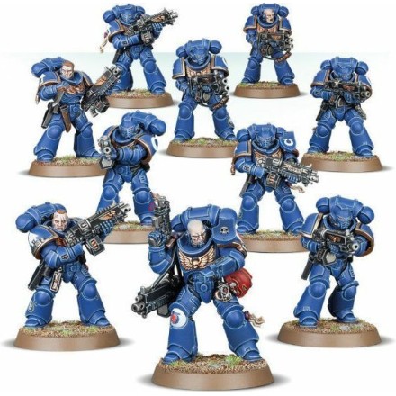 Warhammer 40000 Space Marines: Primaris Intercessors Figure